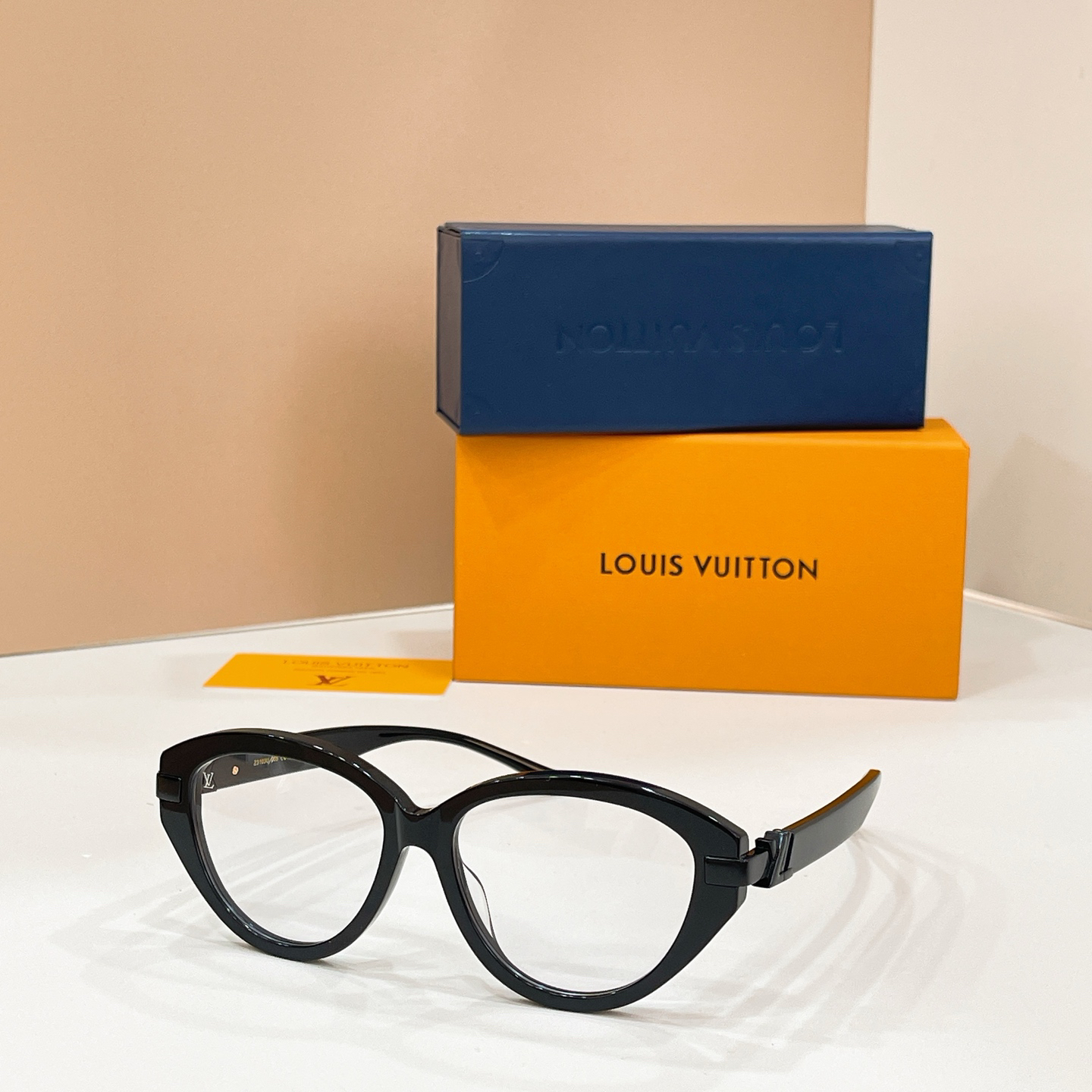 LV glasses-74