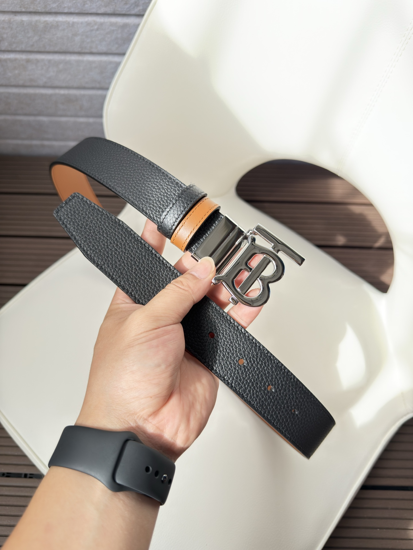Burberry belt-112