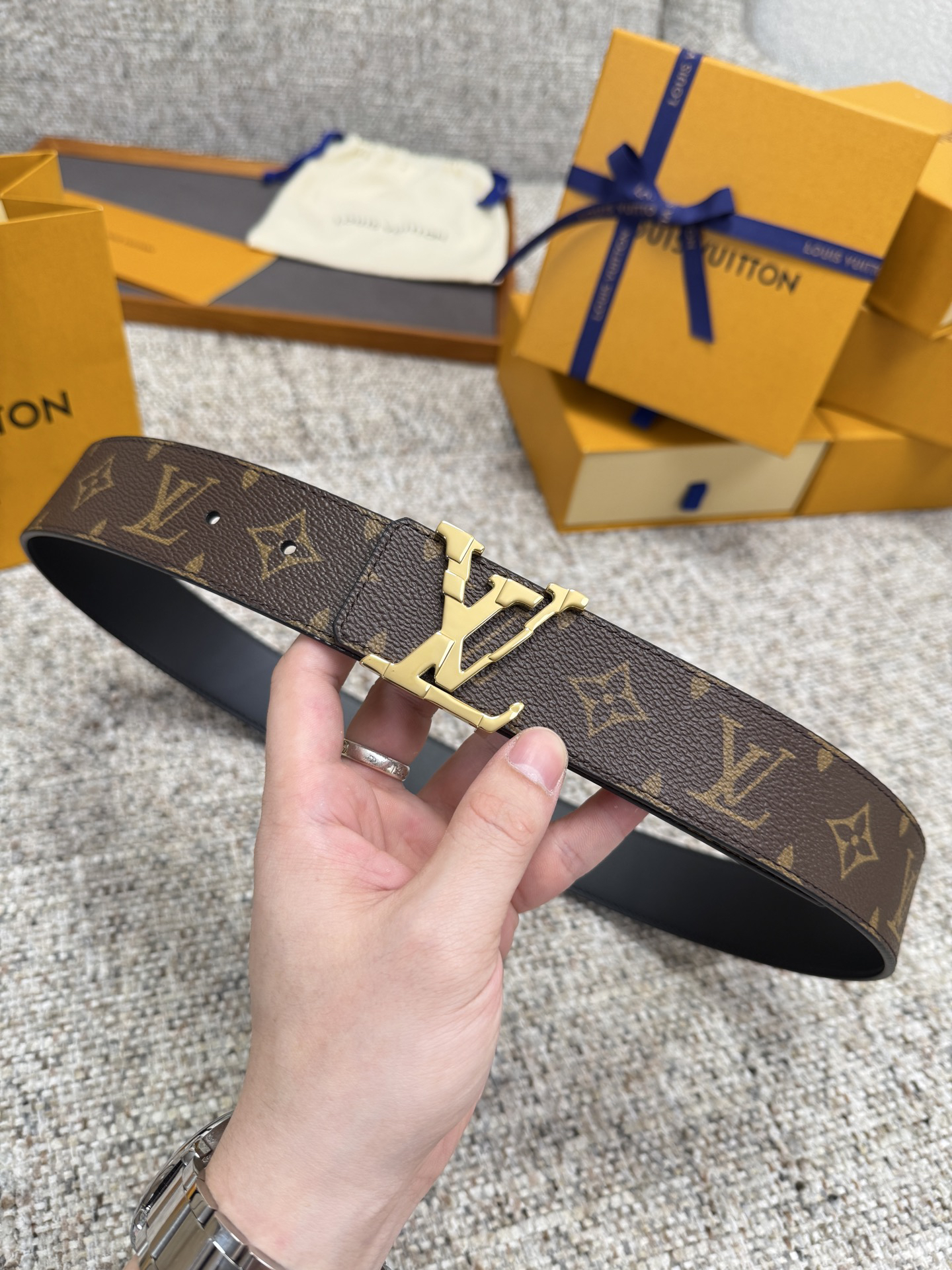 Lv belt-63