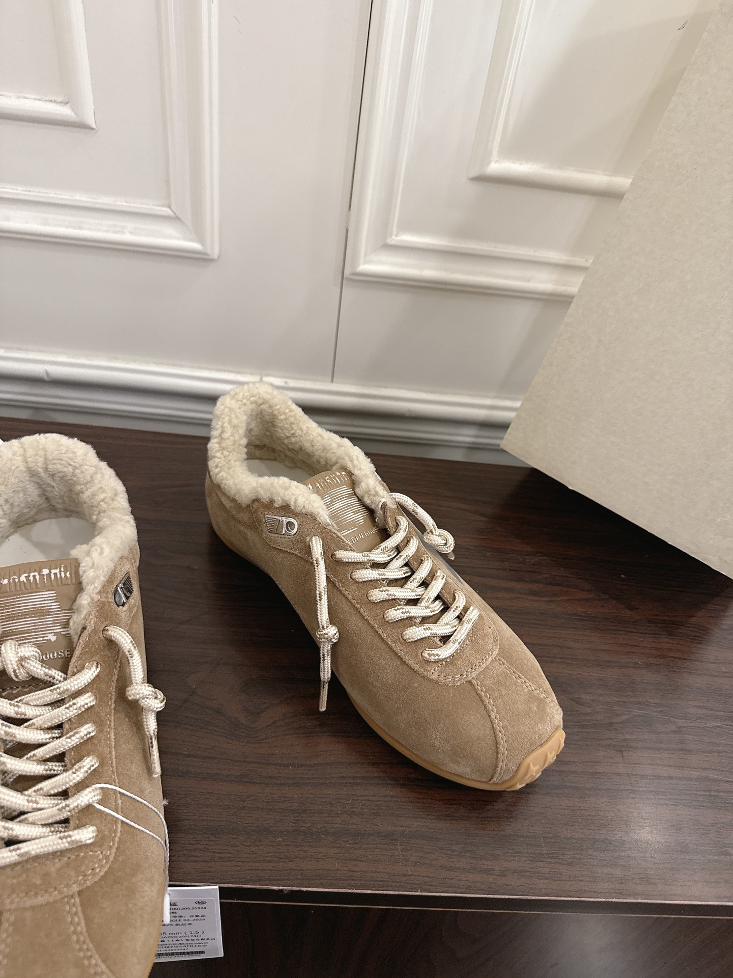 Golden Goose Sneakers-32