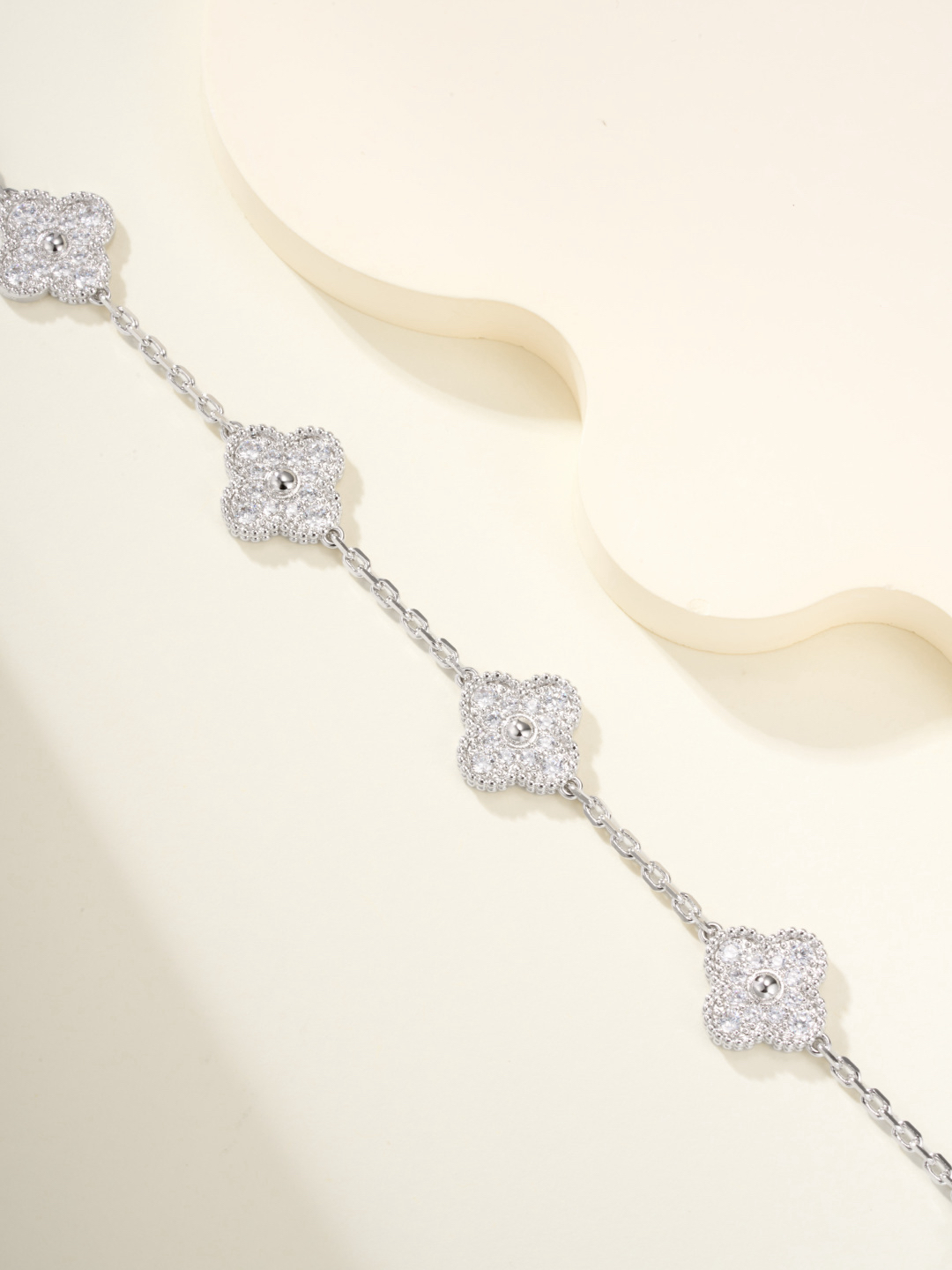 Van Cleef & Arpels Bracelet-63