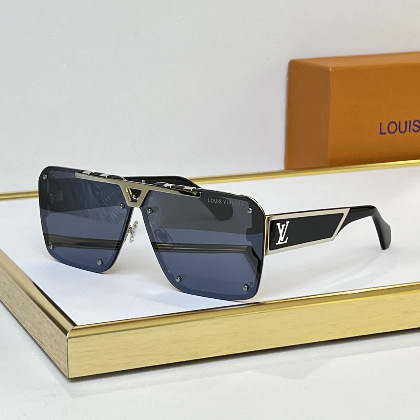 LV glasses-69