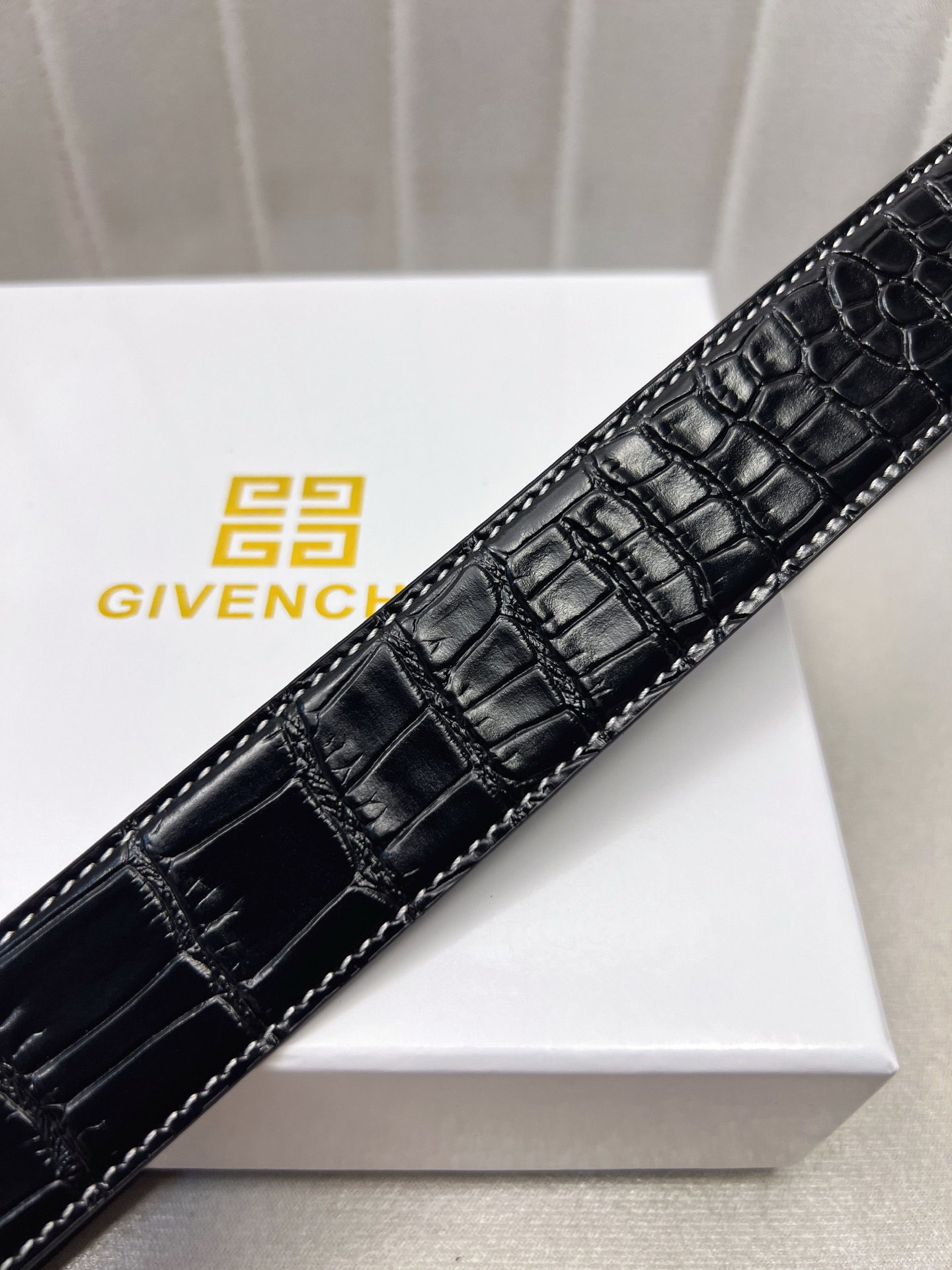 Givenchy belt-136