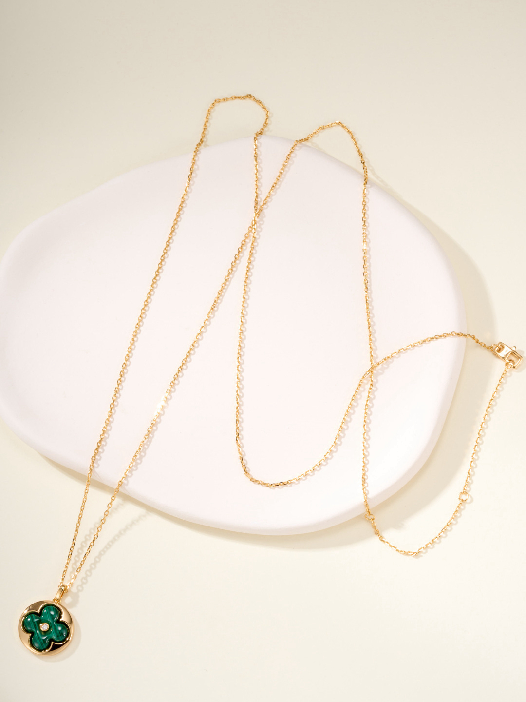LV necklace-51
