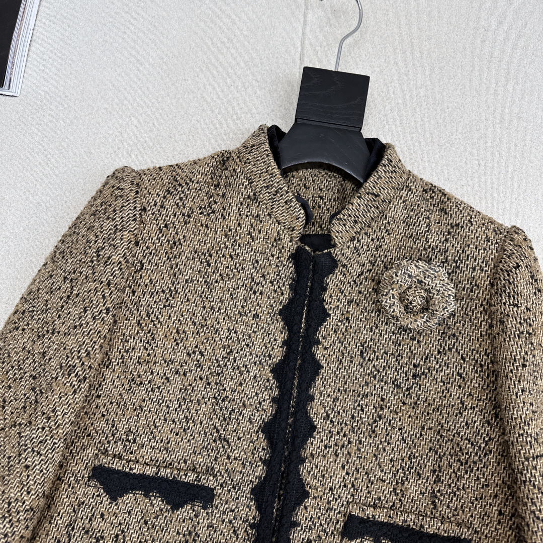 Chanel Clothing-11
