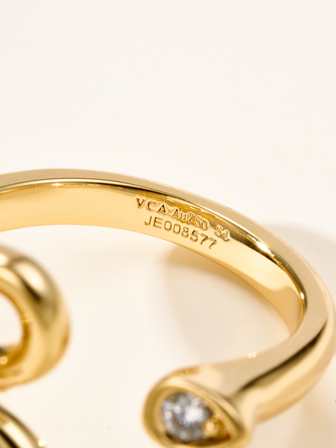 Van Cleef & Arpels ring-83