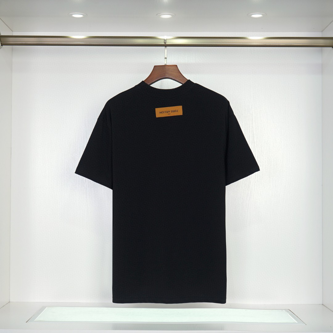 LV clothing-96