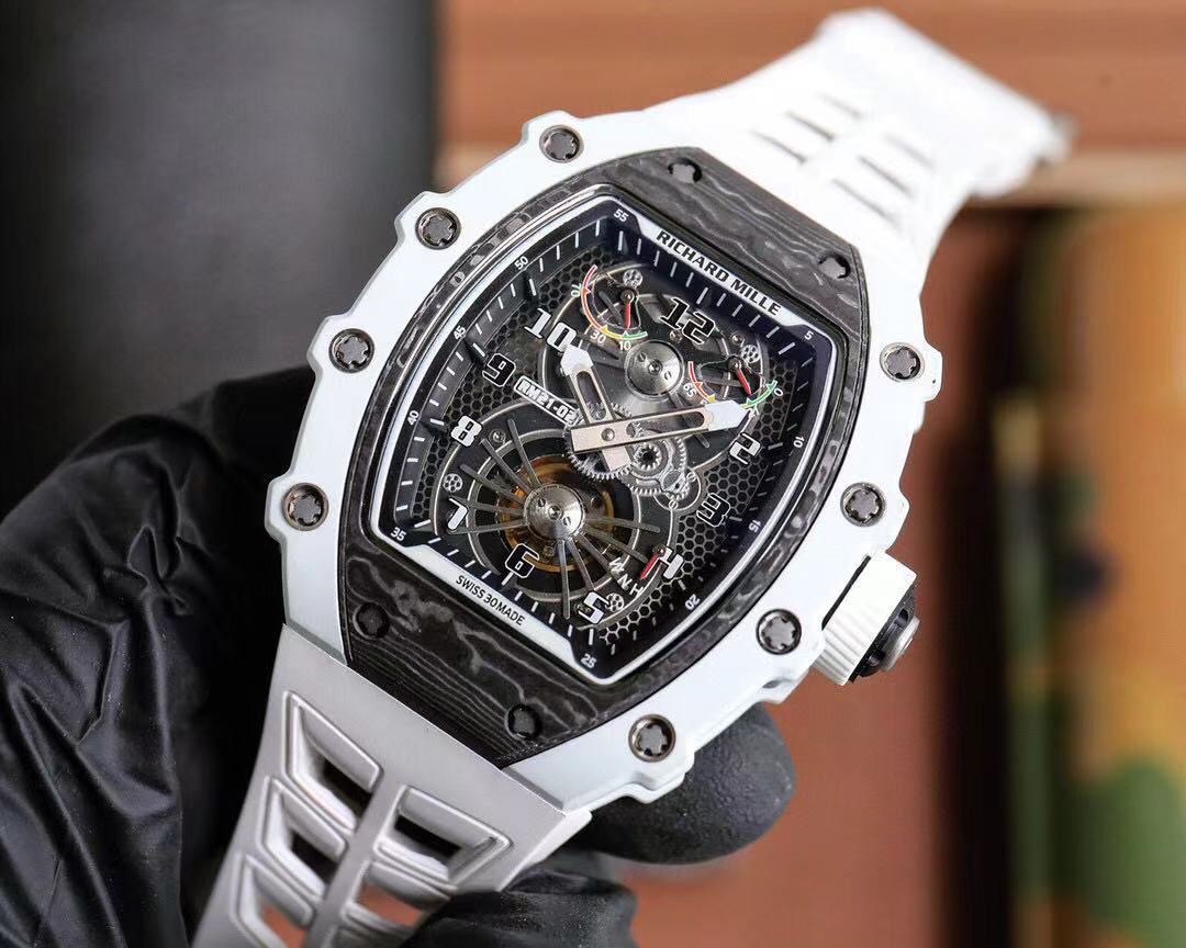Watch 33