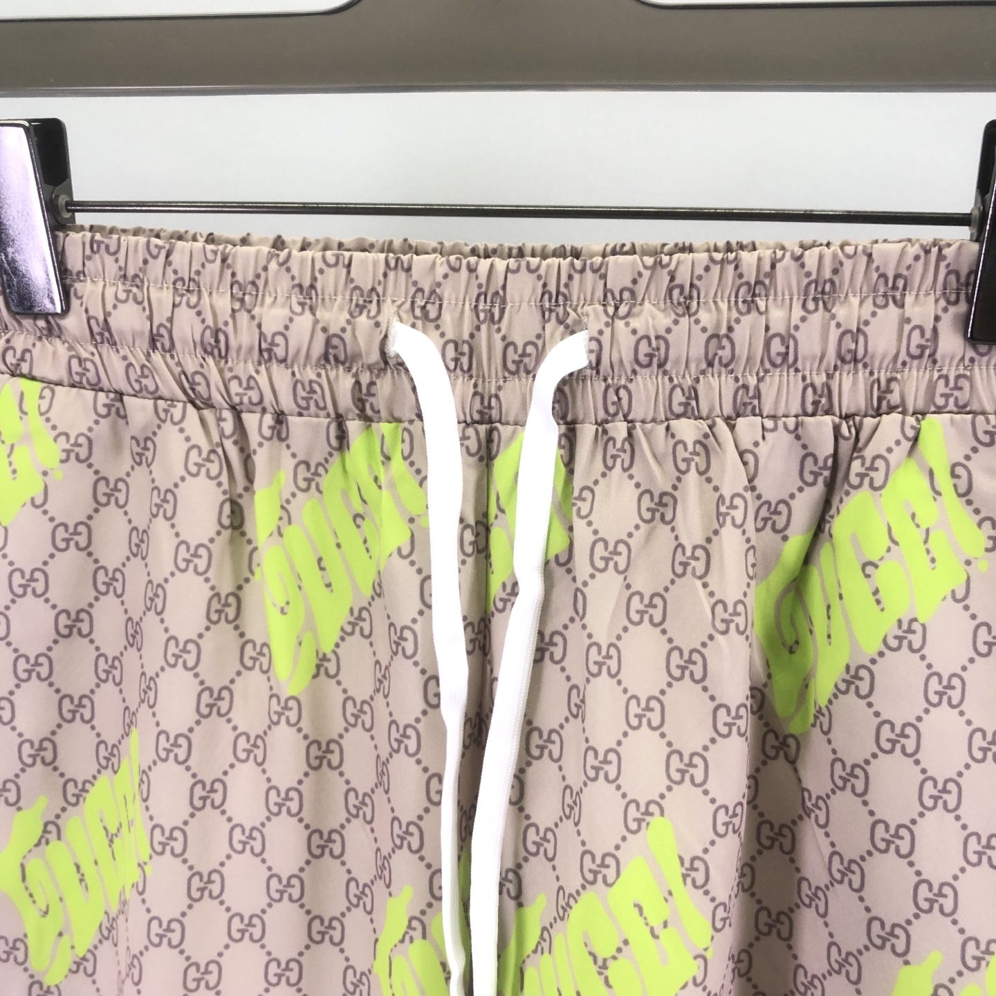 Gucci Clothing-116