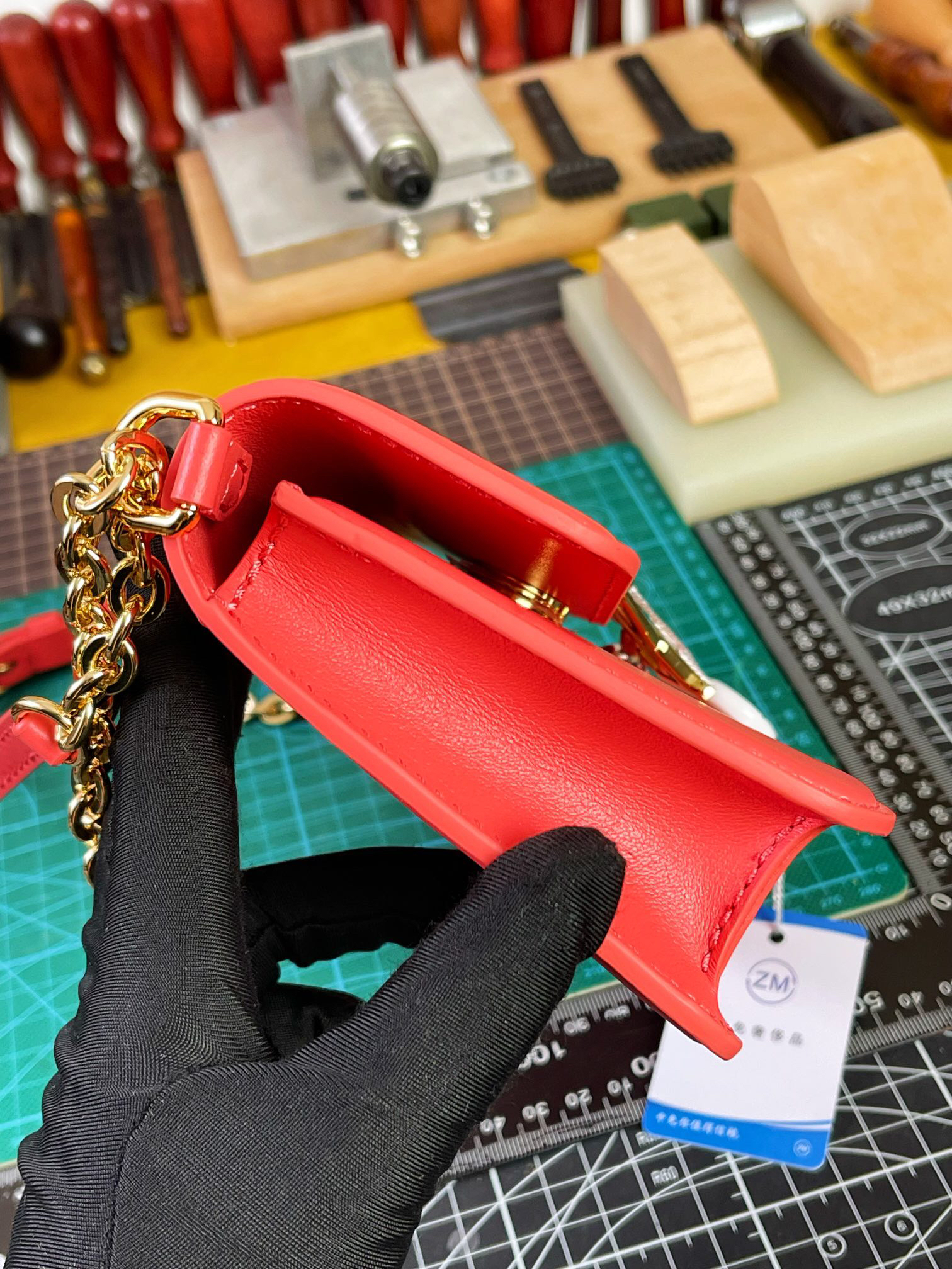 Louis Vuitton Hot New Product-20