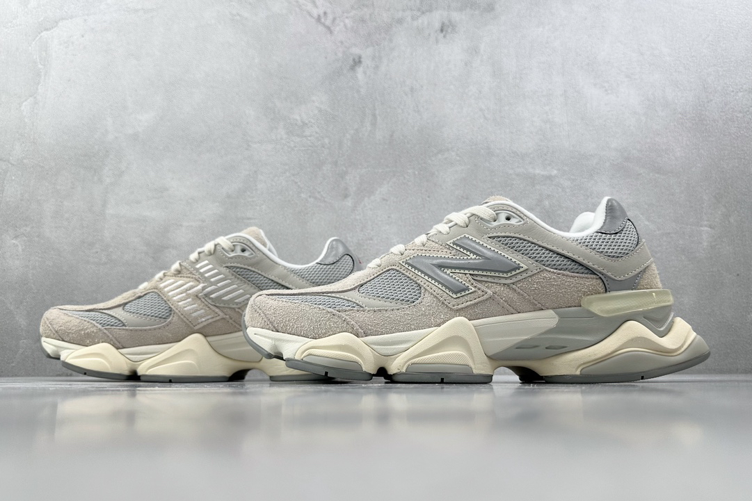 New Balance Sneakers-74