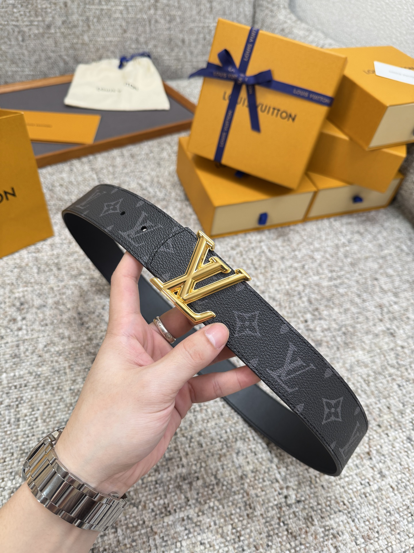 Lv belt-41