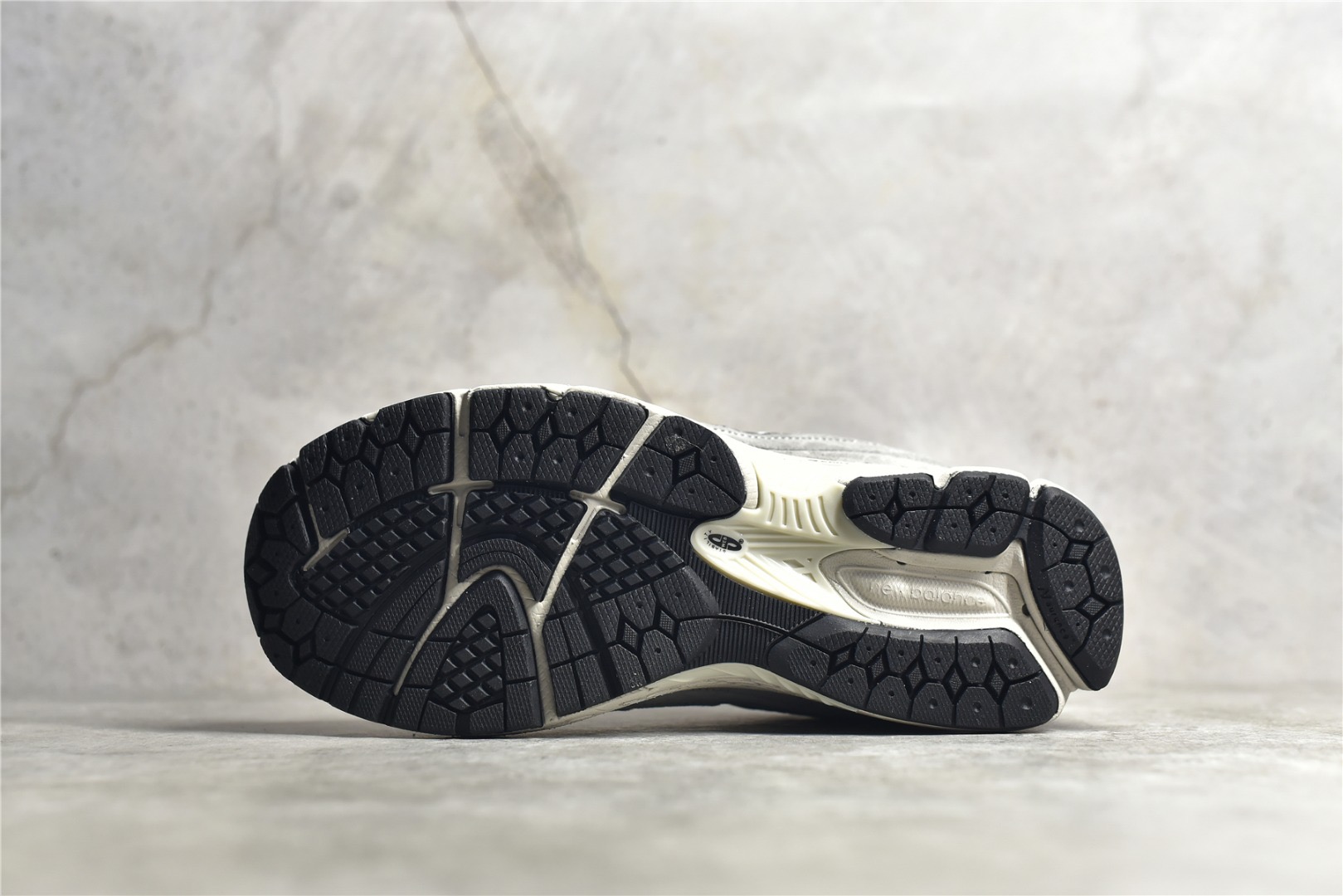 New Balance Sneakers-380