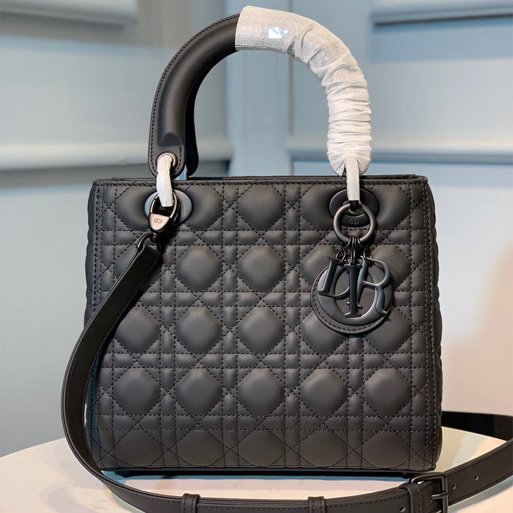 Dior DIOR MEDIUM LADY DIOR BAG