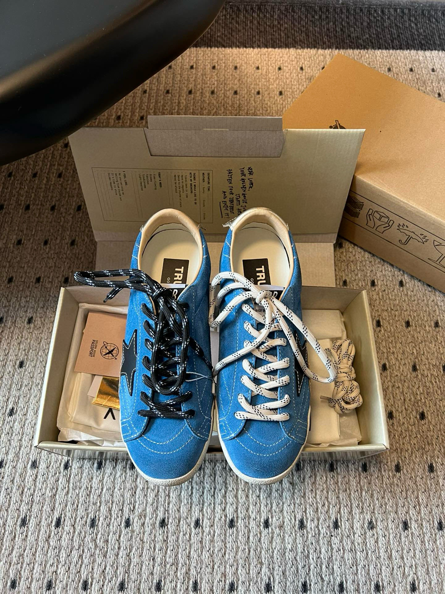 Golden Goose Sneakers-55