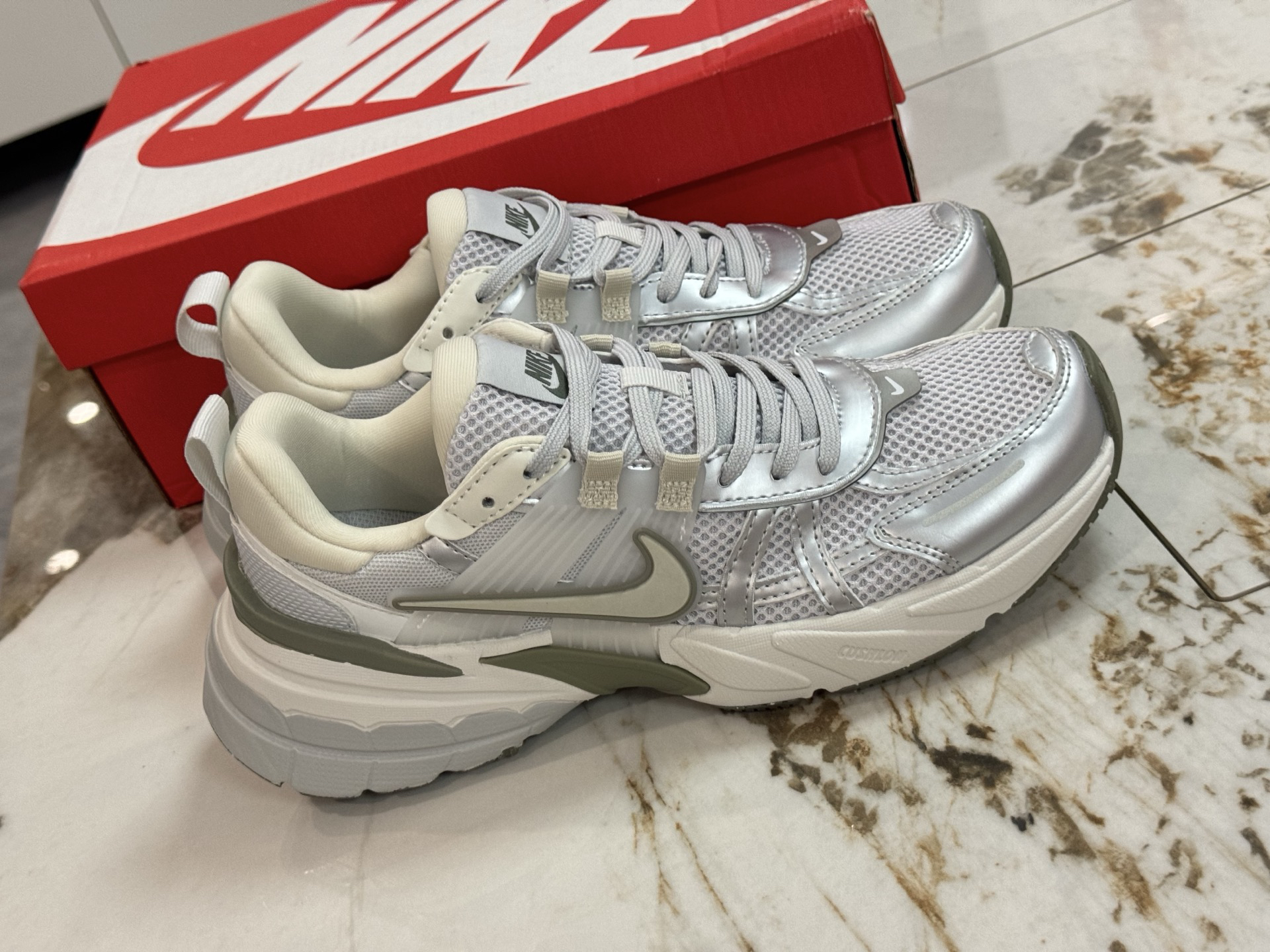 Nike Sneakers-243