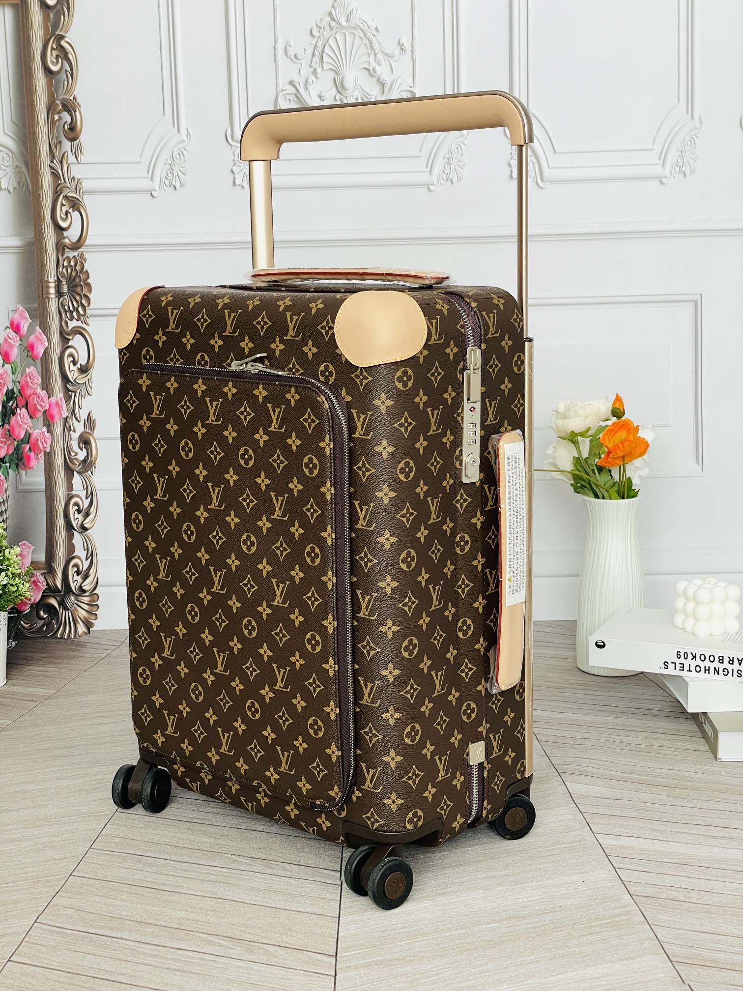 LV luggage-52