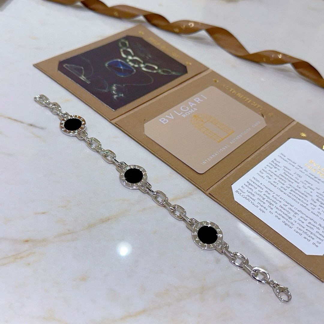 Bottega Veneta Bracelet-80