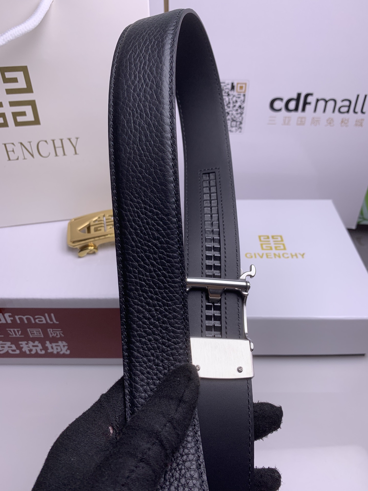 Givenchy belt-95