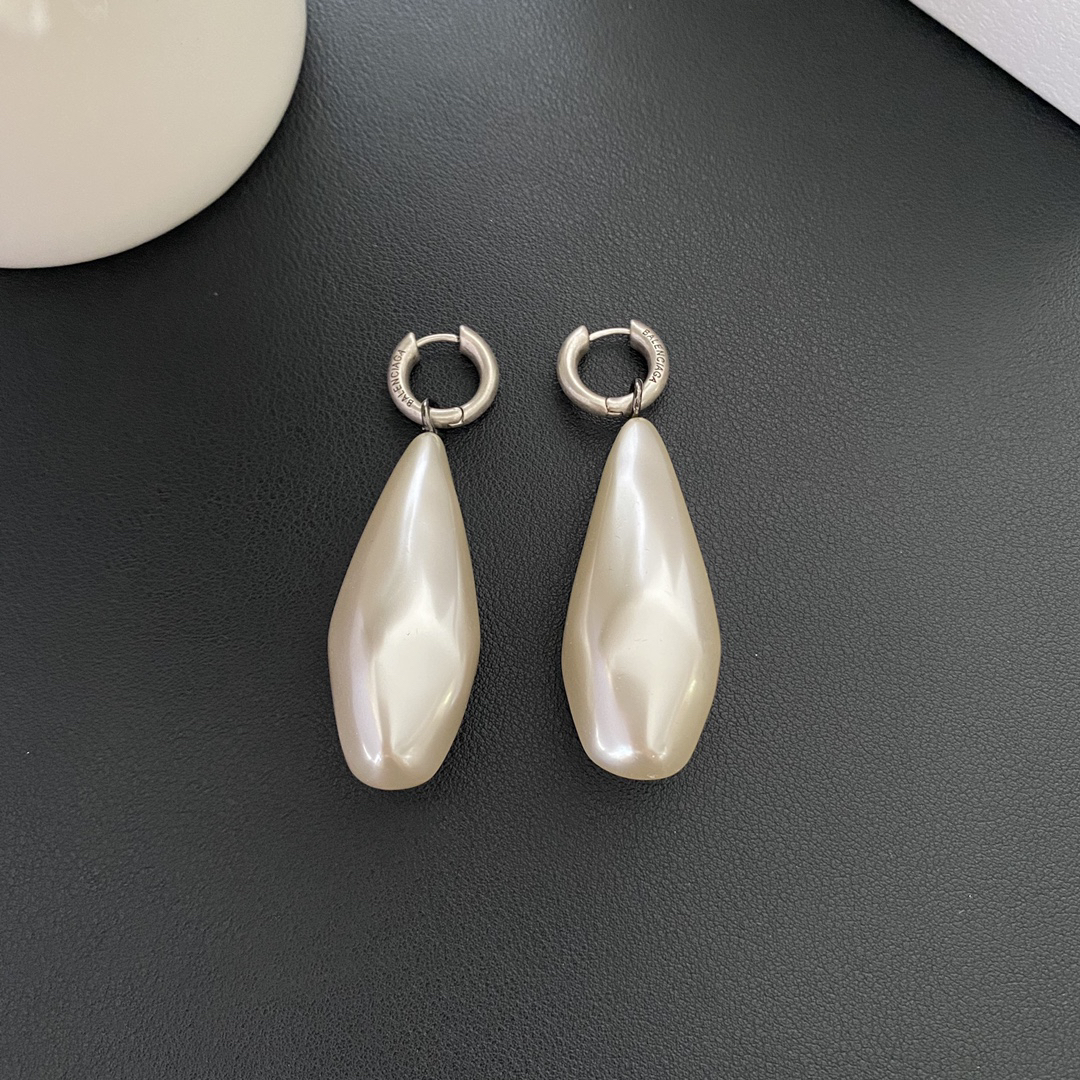 Balenciaga earrings-1