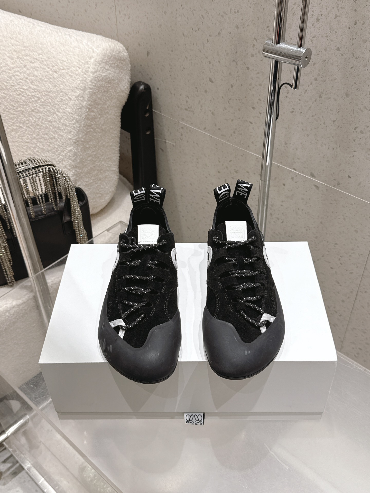 Loewe Sneakers