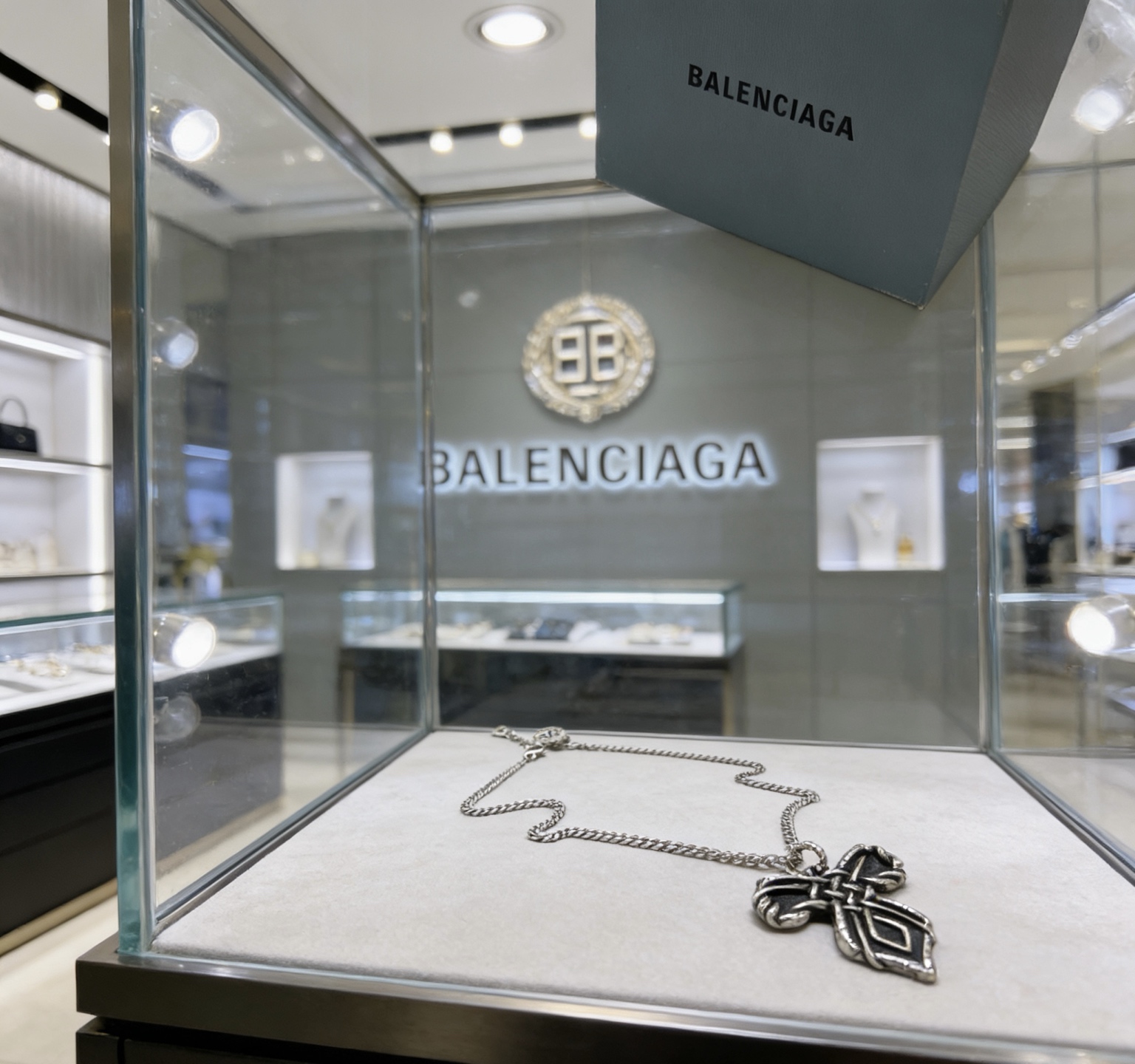 Balenciaga necklace-9