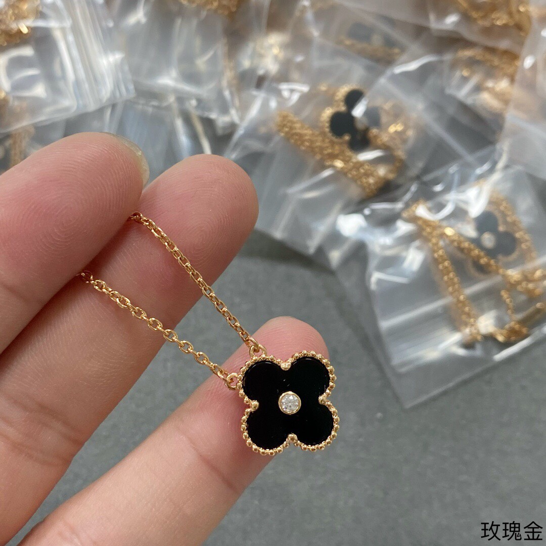 Van Cleef & Arpels necklace-9