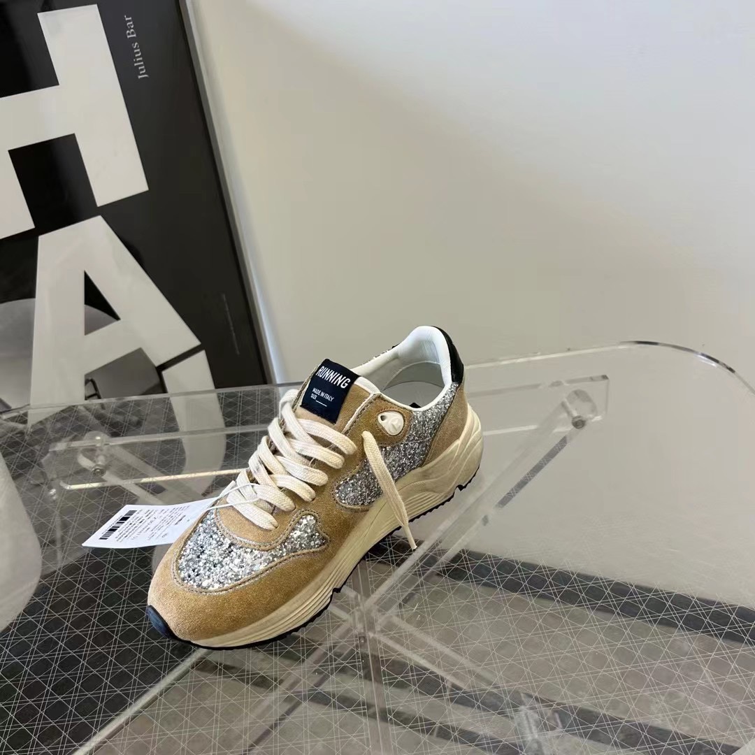 Golden Goose Sneakers-97