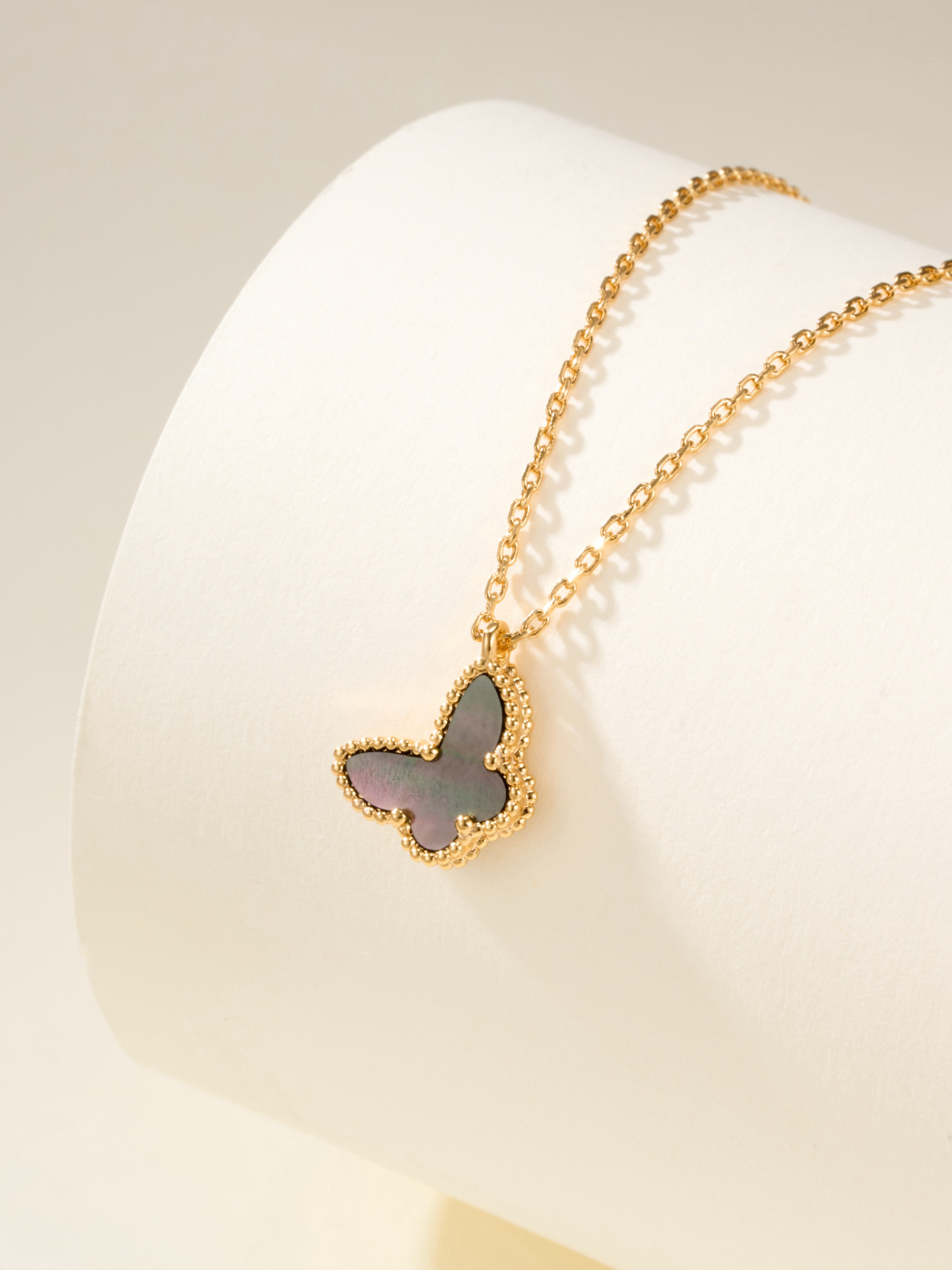 Van Cleef & Arpels necklace-32