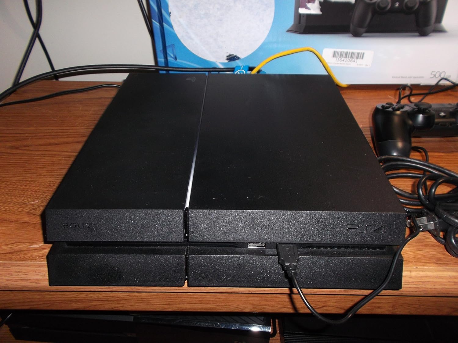 PlayStation 4 Console 500 GB (Renewed)