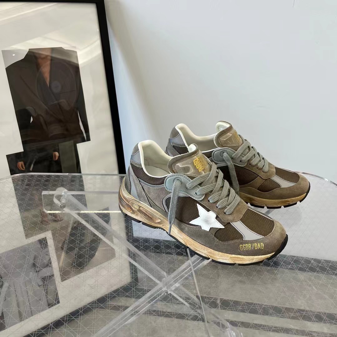 Golden Goose Sneakers-67