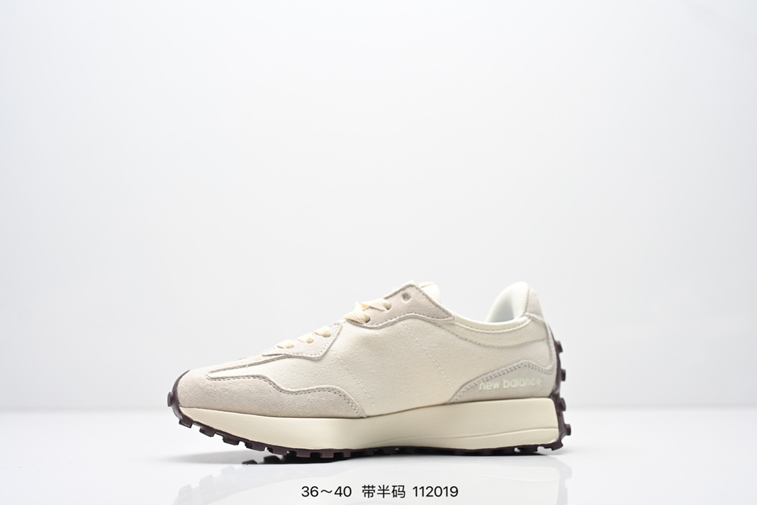 New Balance Sneakers-106