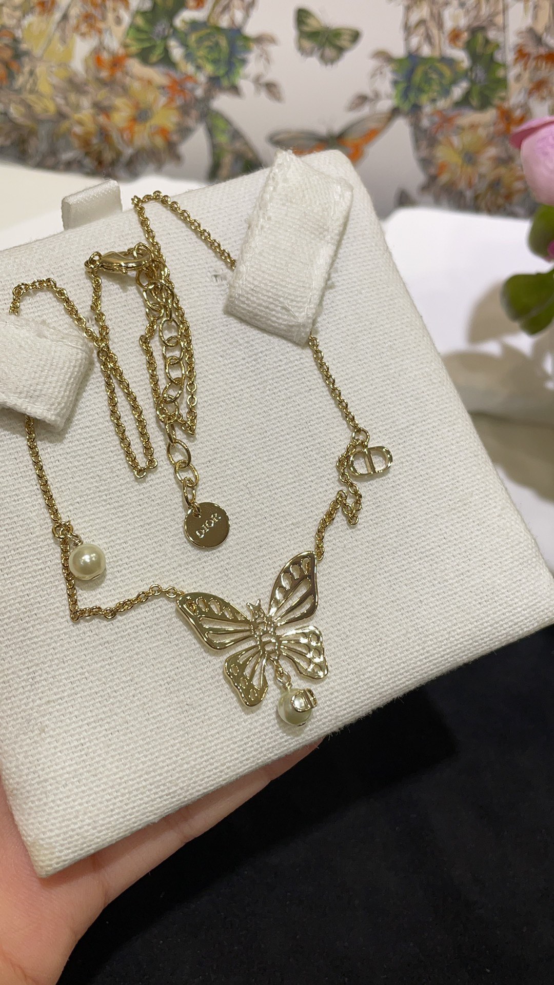 Dior necklace-89