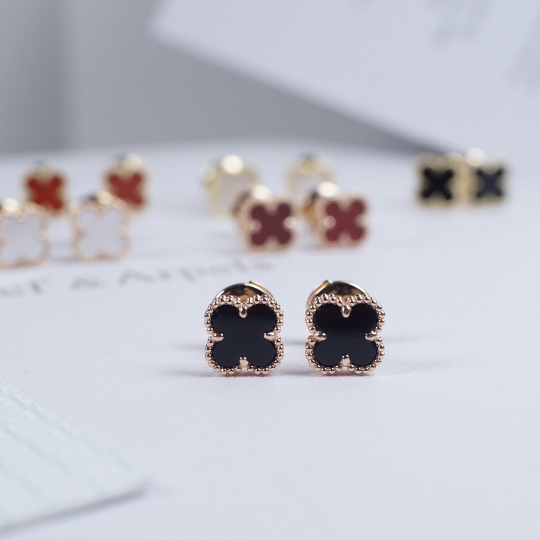 Van Cleef & Arpels earring-61