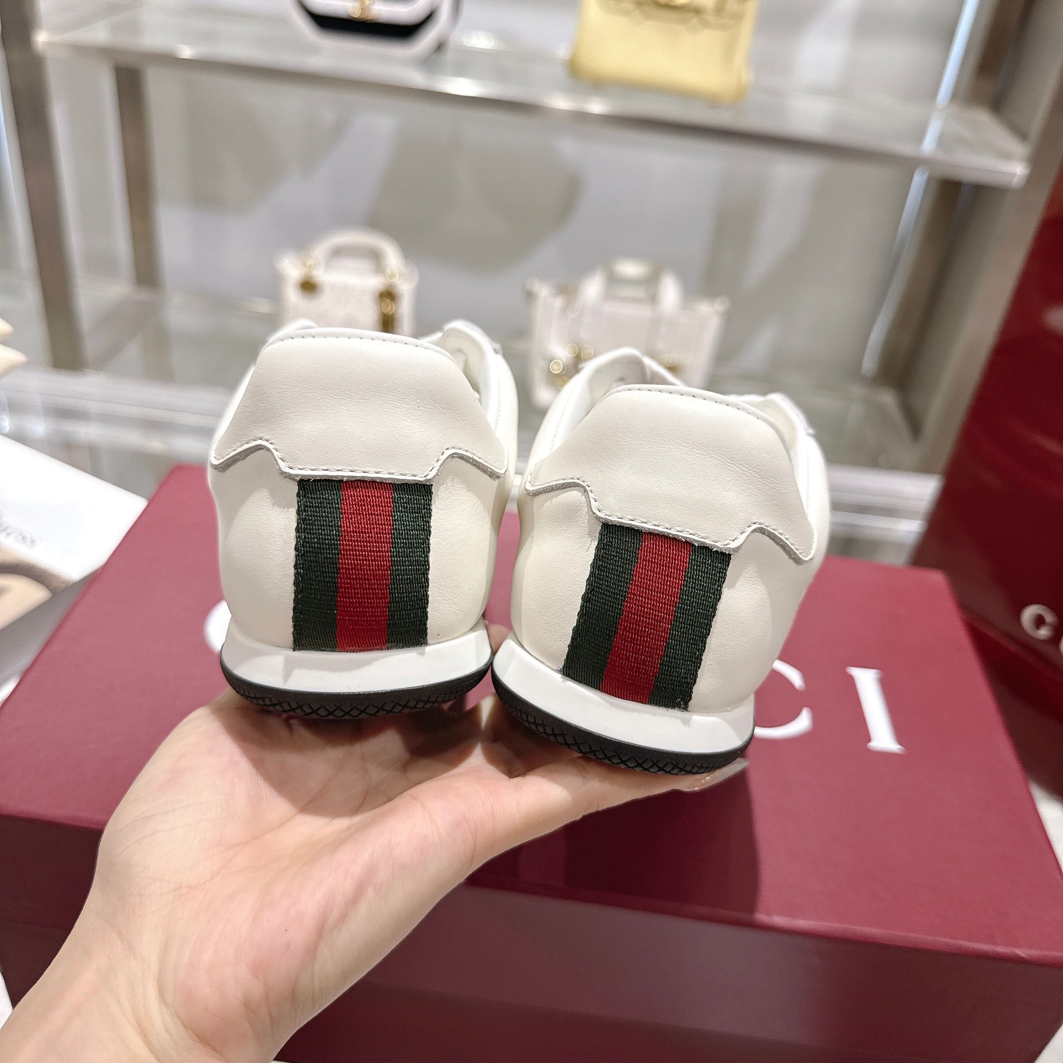 Gucci Sneakers-152