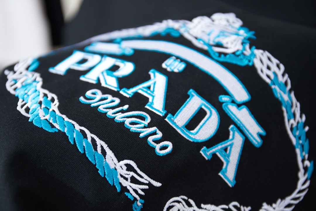 Prada clothing-241