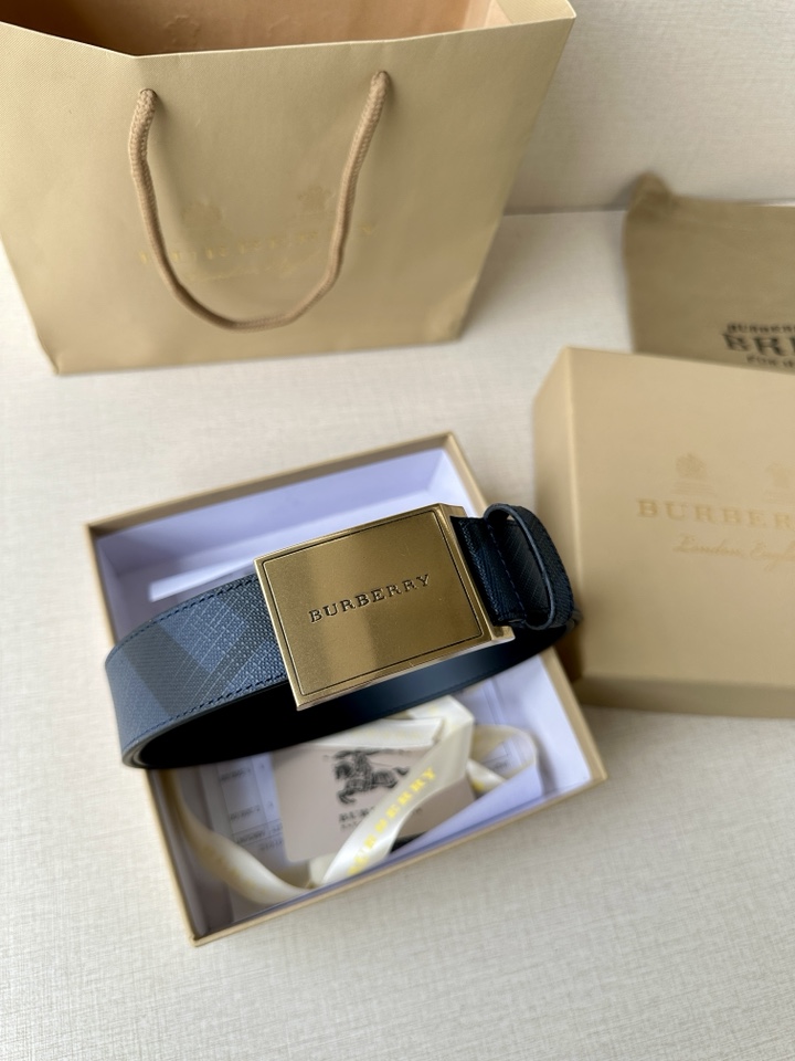 Burberry belt-100