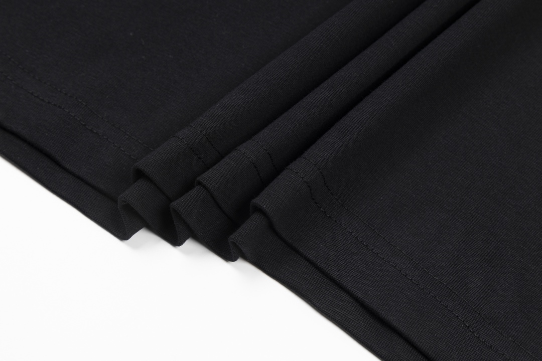 Balenciaga clothing-202