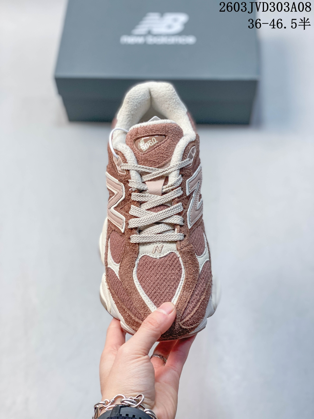 New Balance Sneakers-15