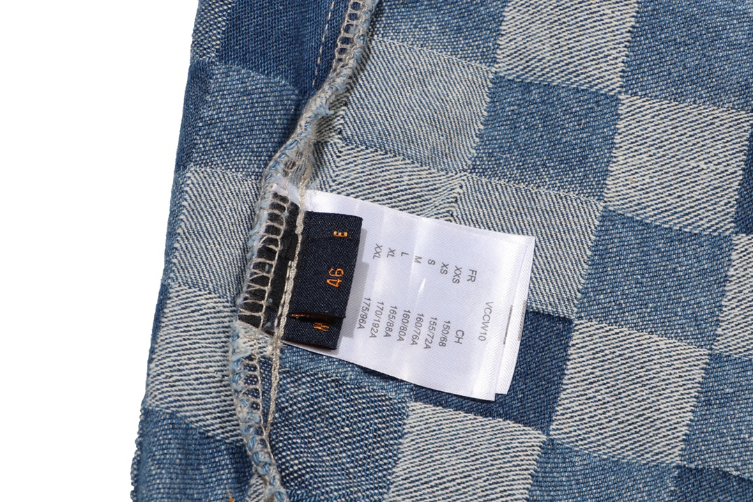 LV clothing-87