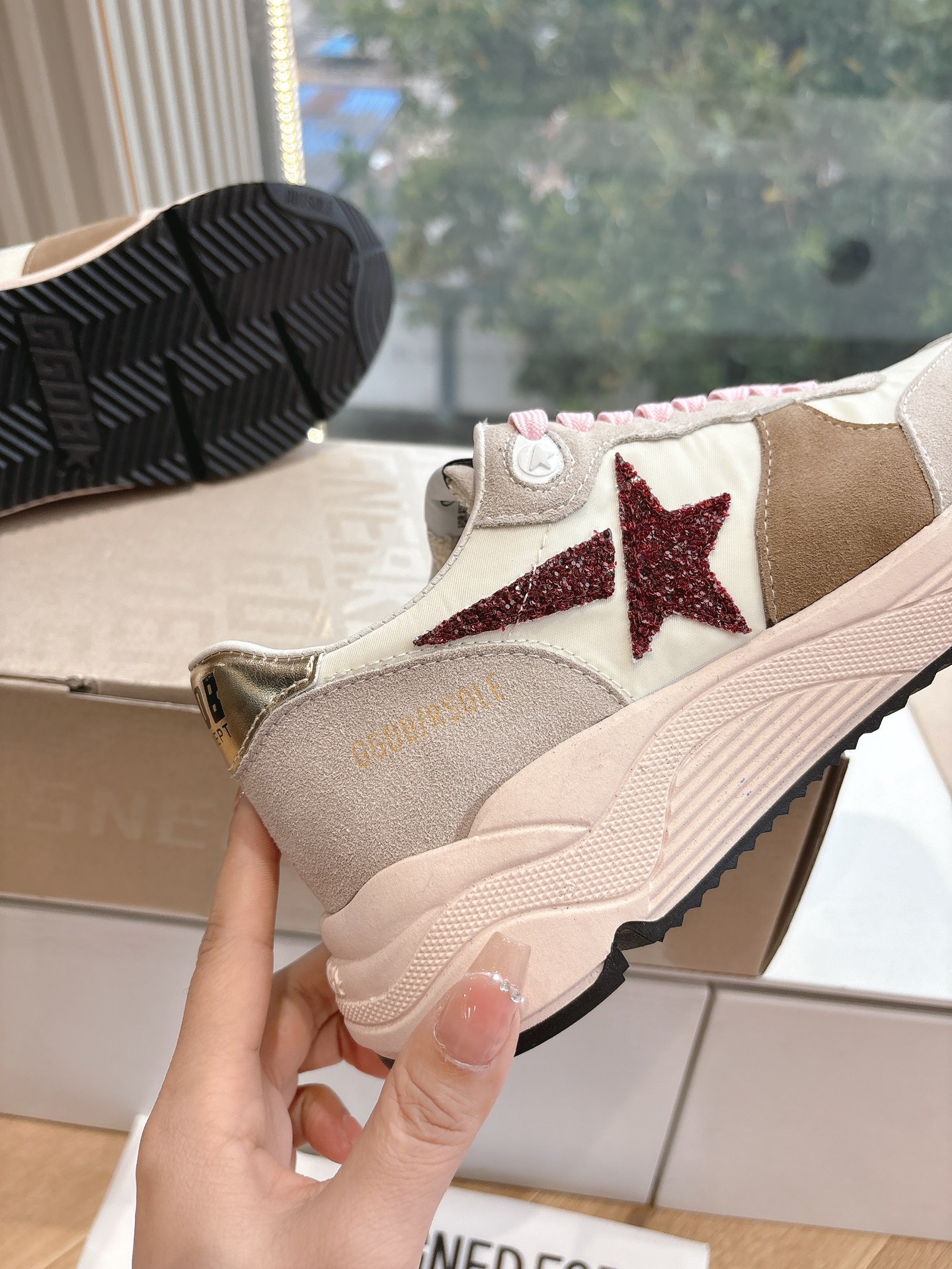 Golden Goose Sneakers-10