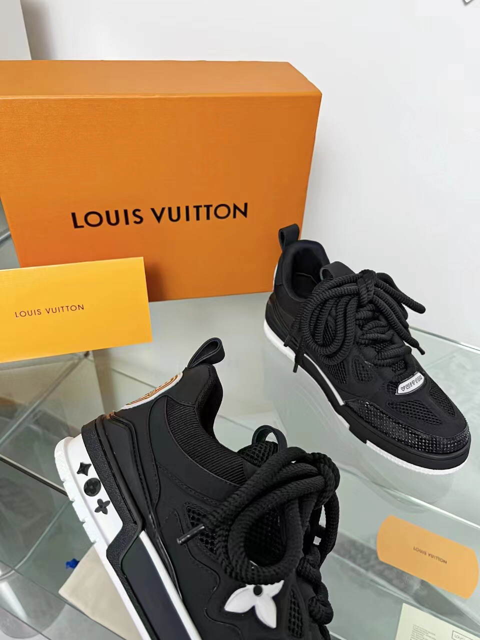 Lv Sneakers-38