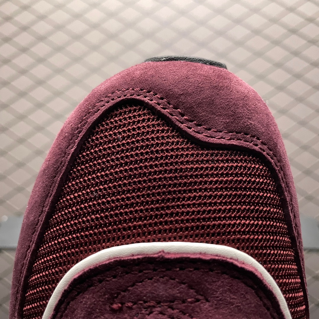 New Balance Sneakers-57