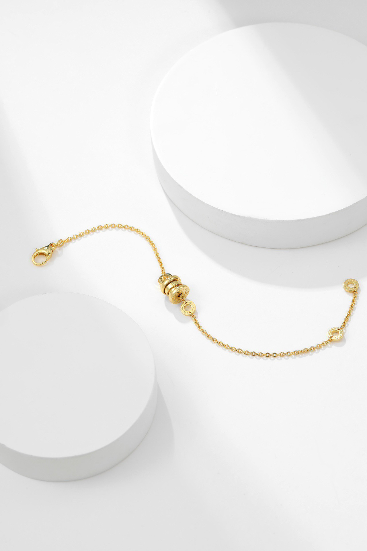 Van Cleef & Arpels Bracelet-57