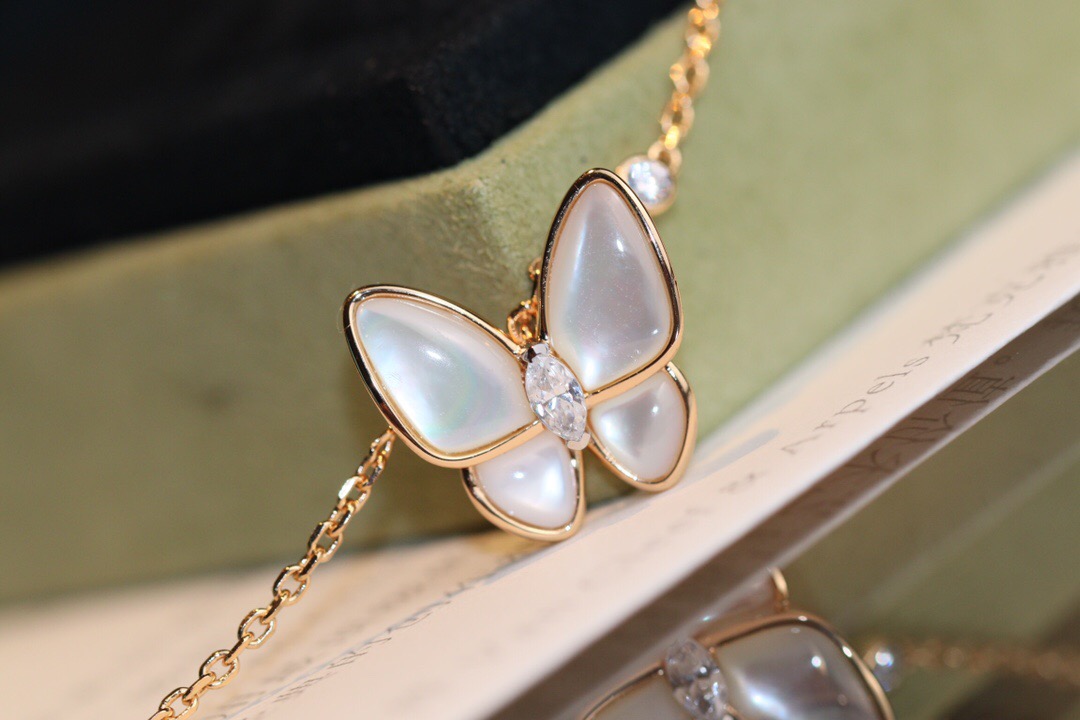 Van Cleef & Arpels necklace-47