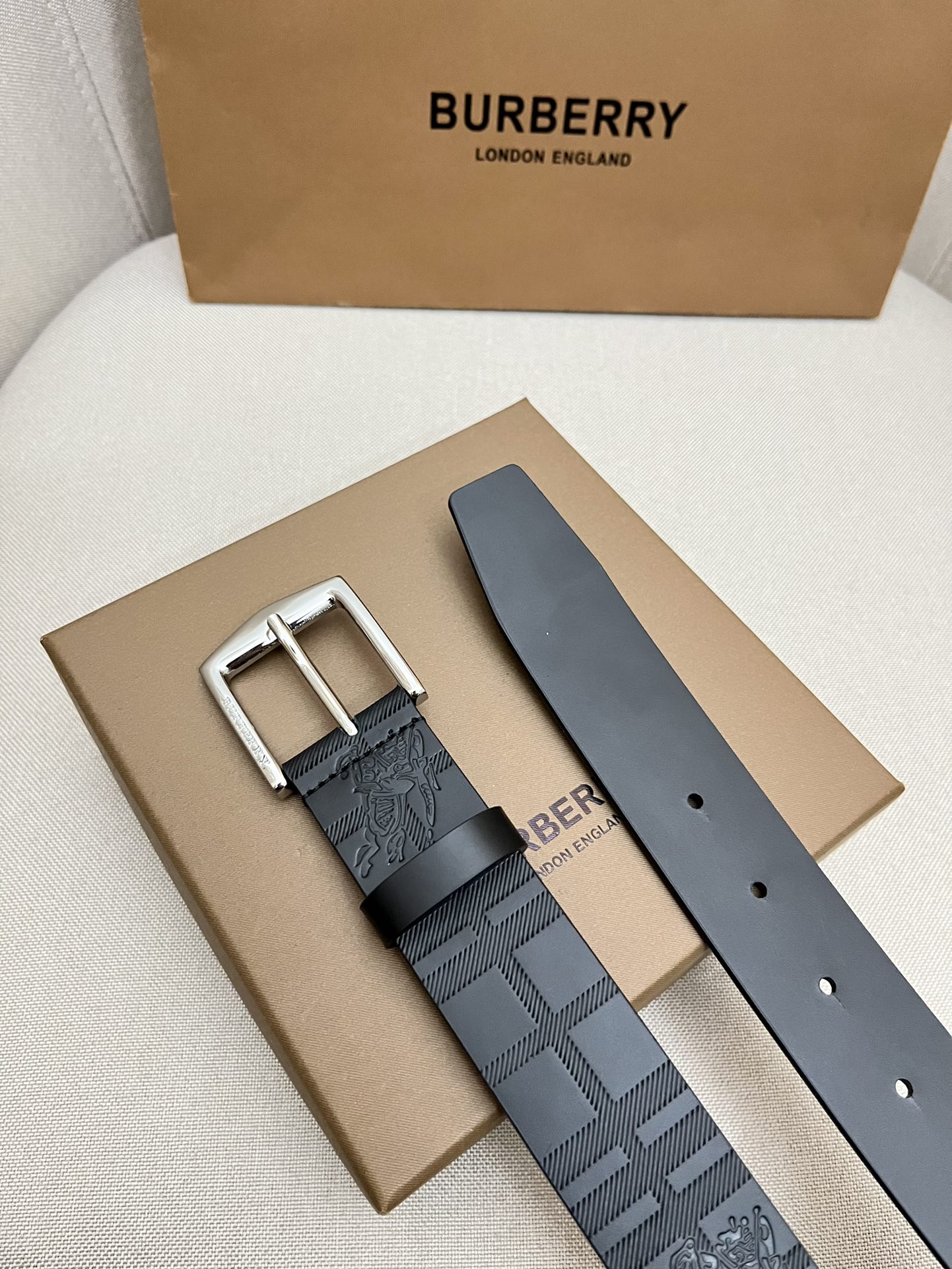 Burberry belt-23