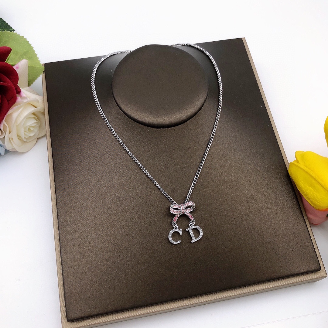 Dior necklace-70