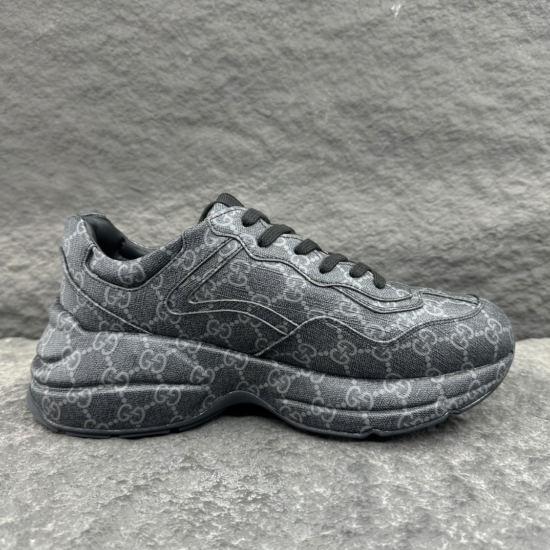 Gucci Sneakers-172