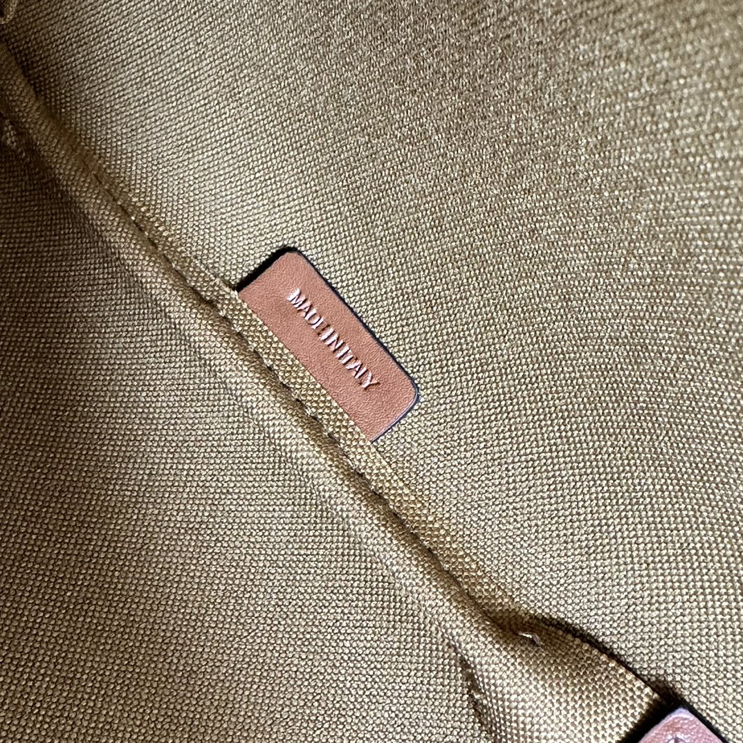 Celine Hot New Product-44