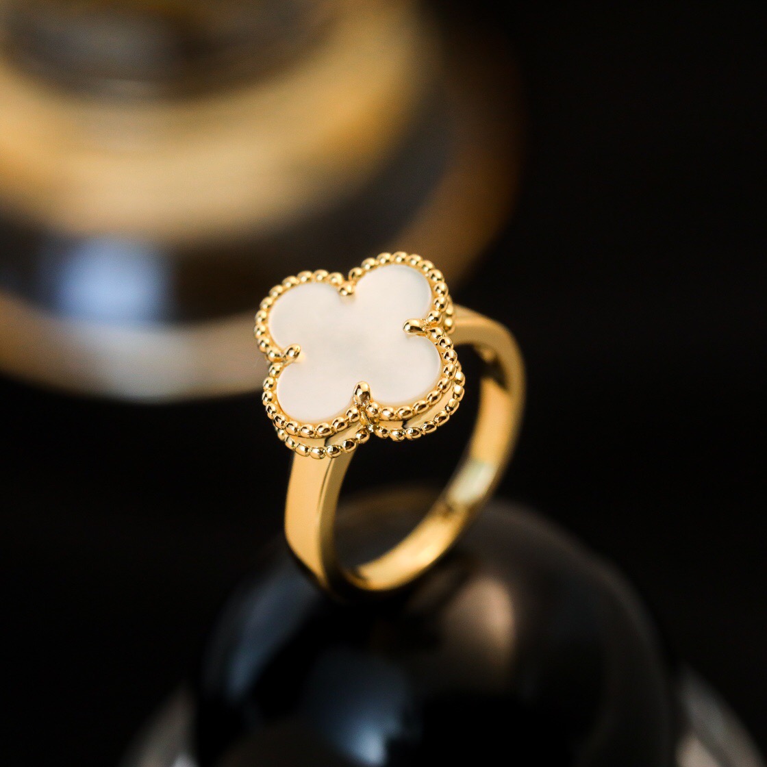Van Cleef & Arpels ring-77